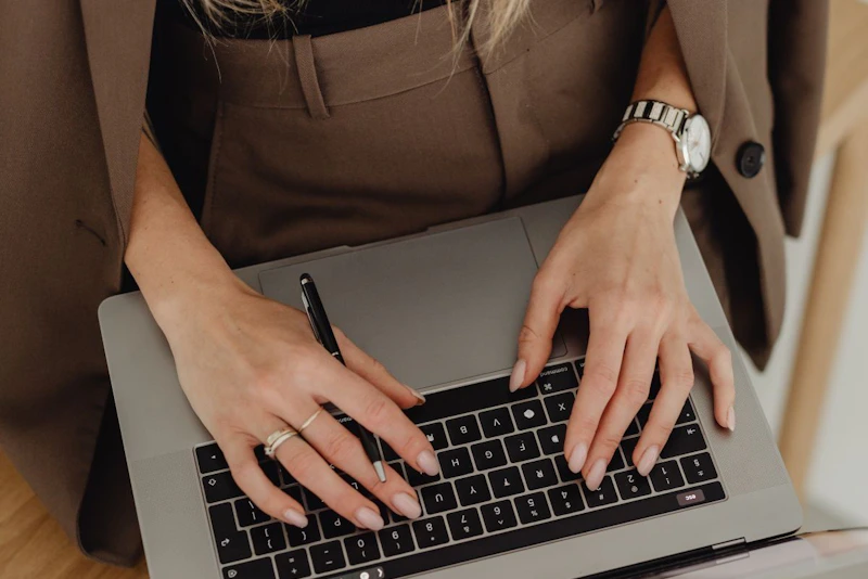 HoneyBook vs Dubsado vs Wedy Pro: The Definitive CRM Comparison for Wedding Vendors in 2026